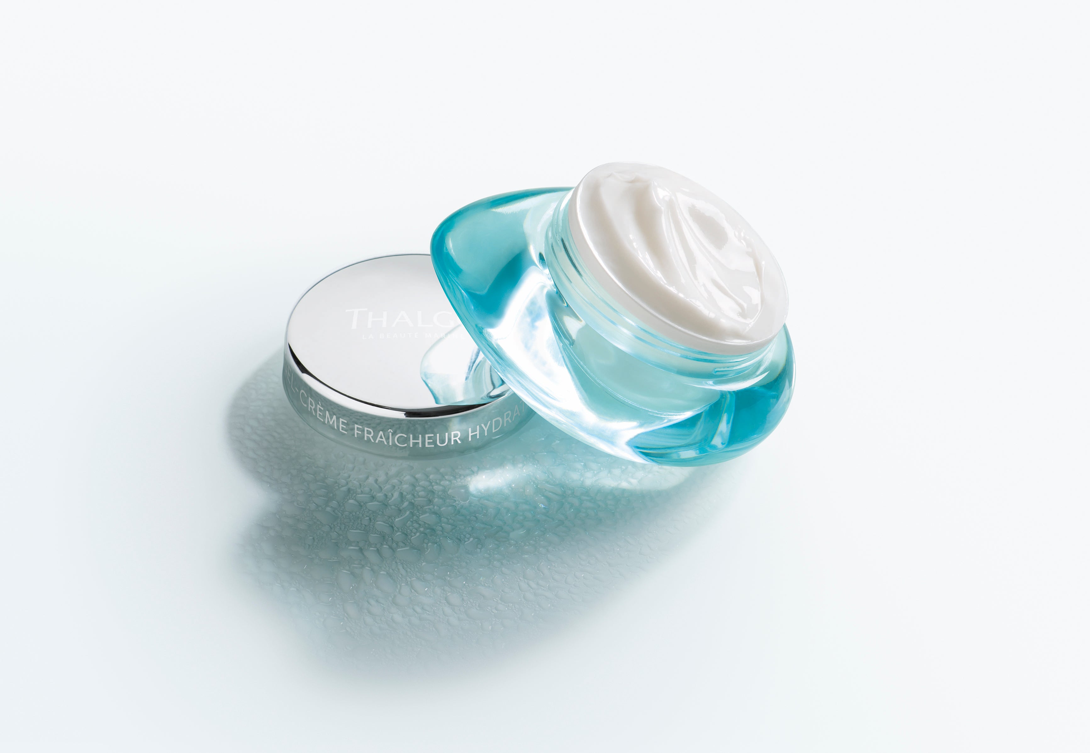 THALGO HYDRATING COOLING GEL-CREAM - Ultra raikastava ja viilentävä kevyt voide, joka kosteuttaa 24h